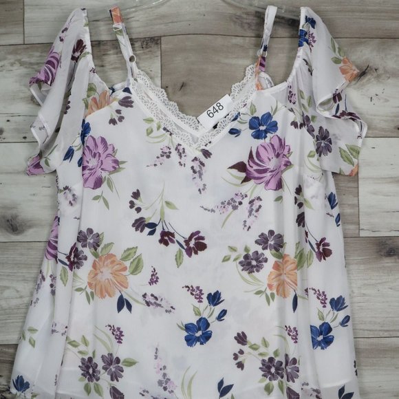 Torrid* Women's Cold‎ Shoulder Short Sleeve Curved Hem Pullover Blouse~ Size 1 - Picture 4 of 13